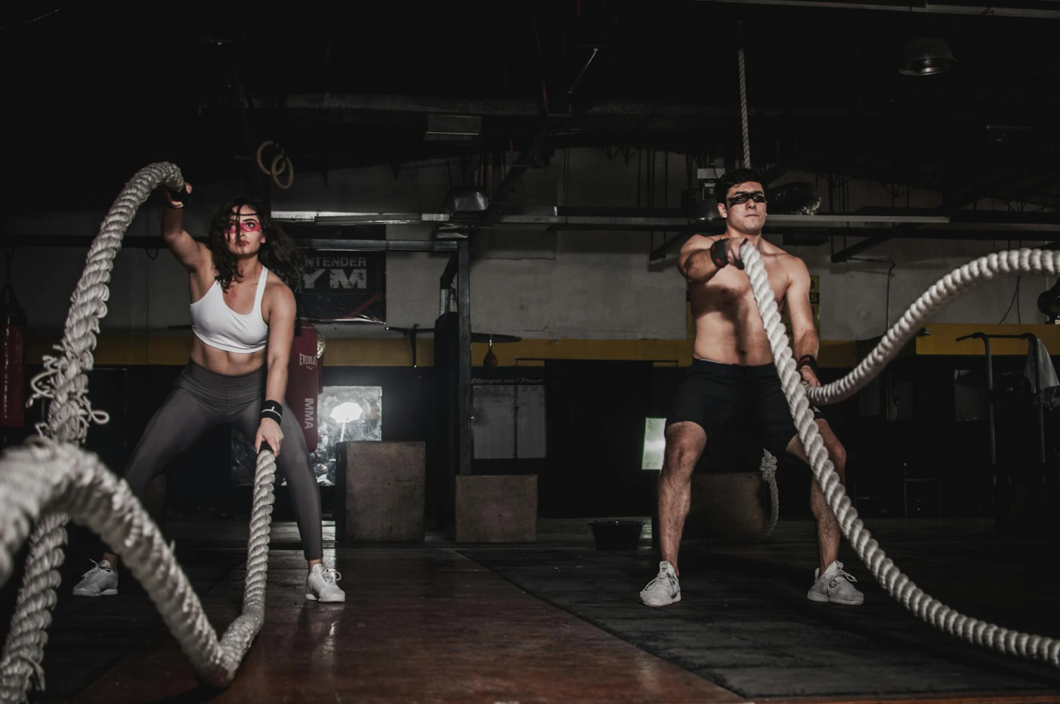 Discover your new self - Cynergi Health and Fitness - Battle Ropes